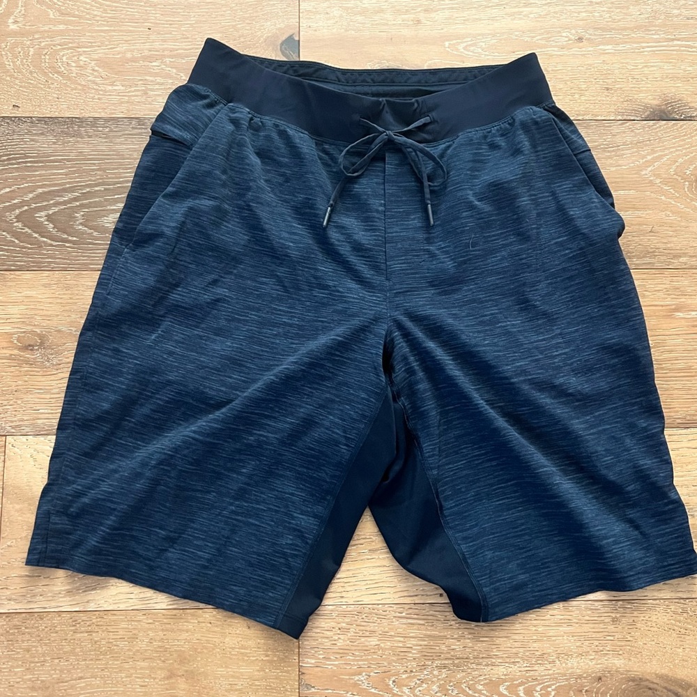 Lululemon T.H.E shorts 11’ lined